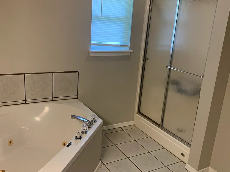 2834 W Lasalle St — Photo 9