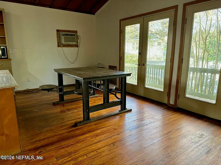 1457 Challen Ave #A — Photo 6