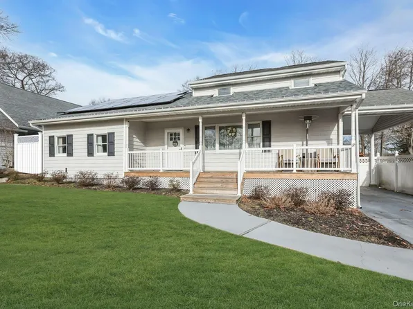 37 Weichers Avenue, Ronkonkoma, NY 11779