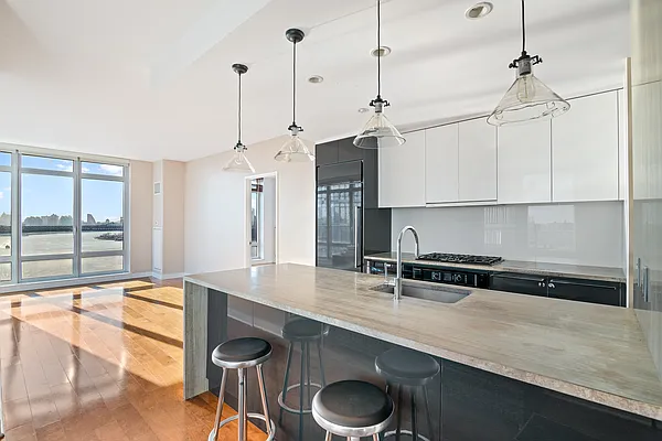 Rented by Corcoran | media 20