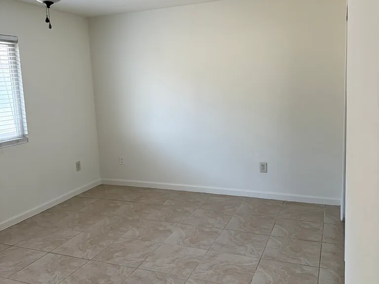 220 Oswego Ave #6 — Photo 18