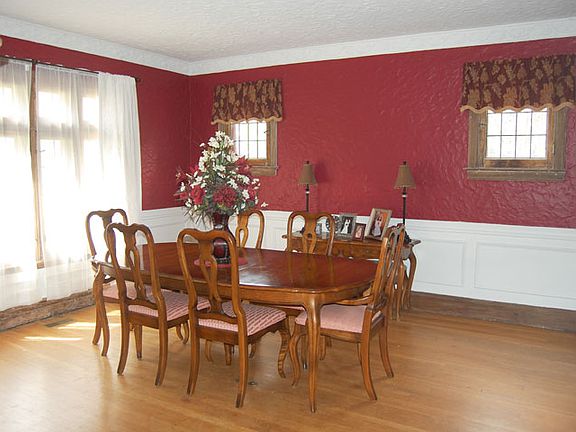 4th image of 1806 Cedar Hill Dr