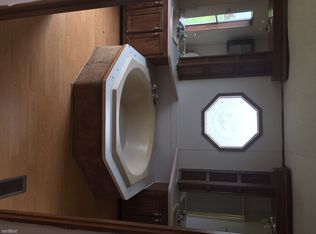 107 Valley View Ct, Troy, TX 76579