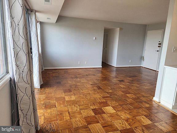 4th image of 431 N Armistead St APT 502