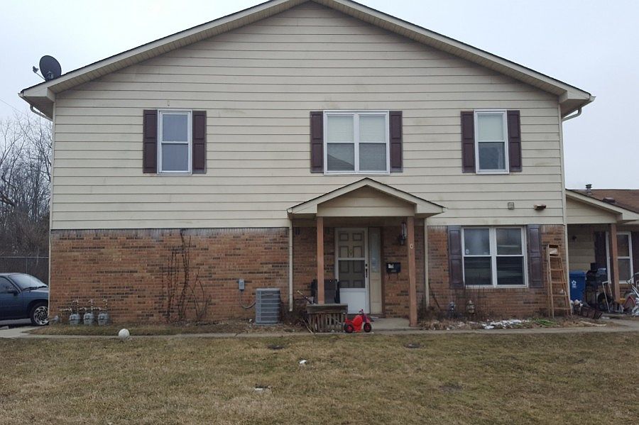 1st image of 10113 E Penrith Dr
