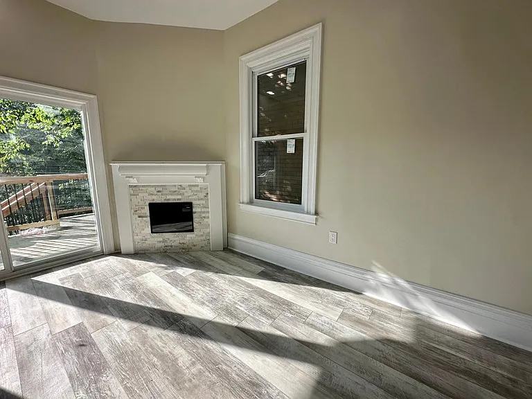 716 Southern Ave — Photo 11