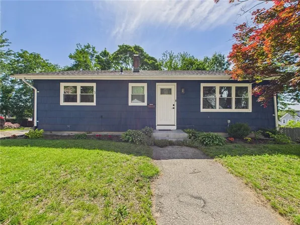 5 Conca St, North Providence, RI 02904