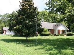 2038 Memorial Blvd, Murfreesboro, TN 37129