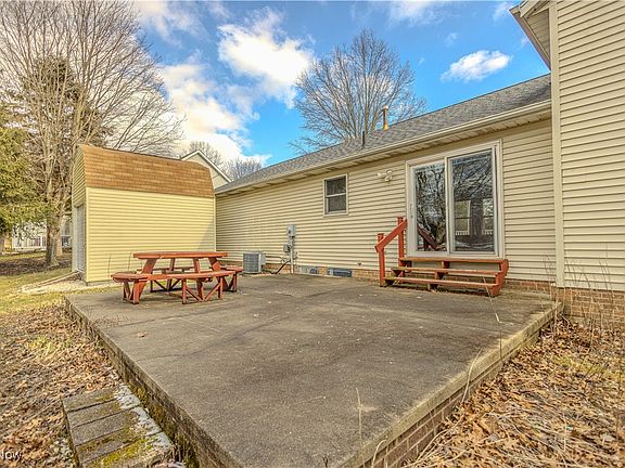 4th image of 5545 Eastview St