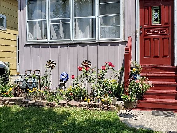 2nd image of 101 Beatrice Ave