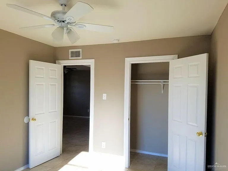 1801 Washington Ave #8 — Photo 7