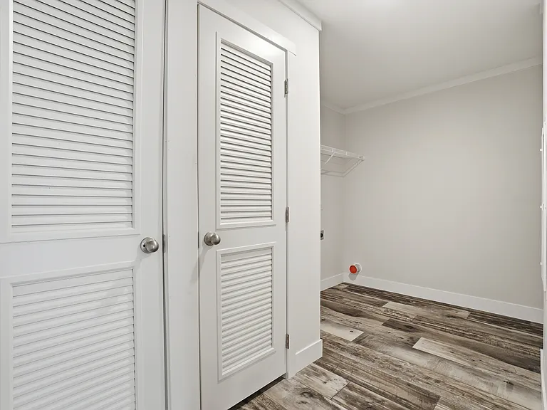 51 Drummond Dr SW — Photo 36