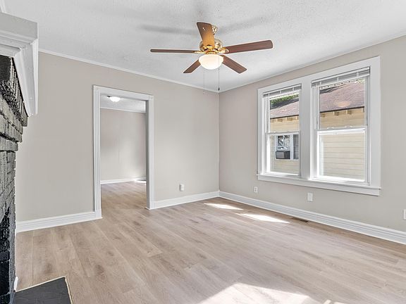 5th image of 1004 Raleigh St