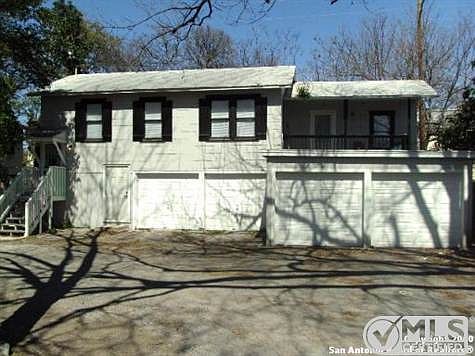 2nd image of 111 E Norwood Ct