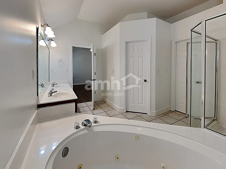 1673 Farkleberry Dr — Photo 12