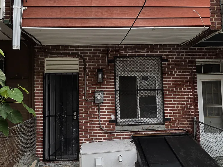 2622 Mura St — Photo 11