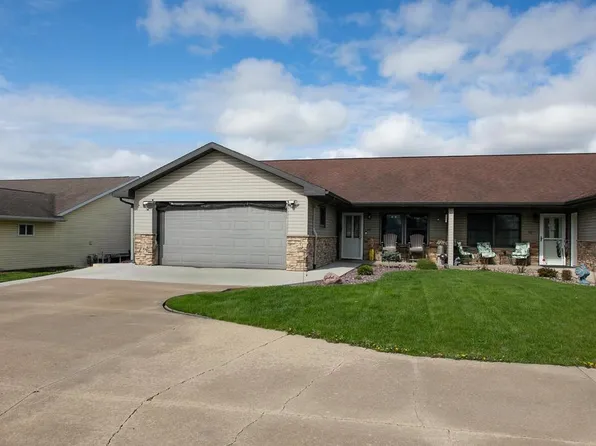 410 East Madison Street, Dodgeville, WI 53533