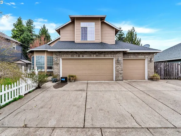 1199 S Sycamore St, Canby, OR 97013