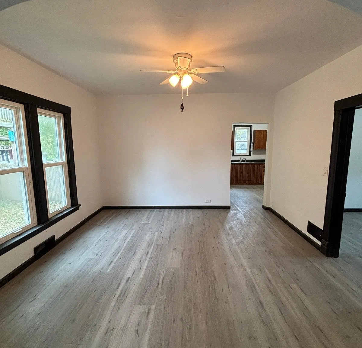 4 bed, 1483 sqft, $1,275 — Photo 3