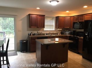 166 Old Schoolhouse Ln, Mechanicsburg, PA 17055