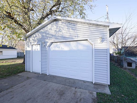 4th image of 1206 Peace Pipe Dr