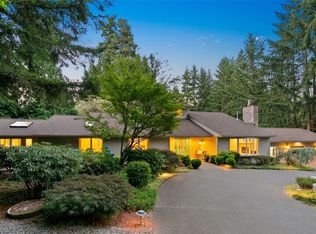 13704 NE 48th Pl, Bellevue, WA 98005