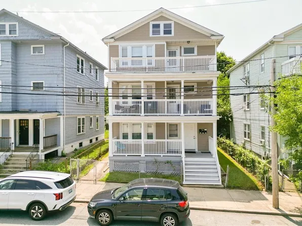47-49 Pleasant St, Providence, RI 02906