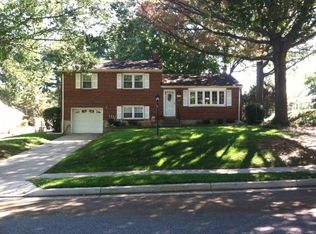 1203 Oakcroft Dr, Lutherville Timonium, MD 21093