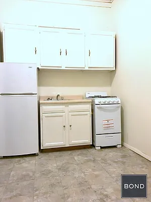 Rented by Bond New York | media 24