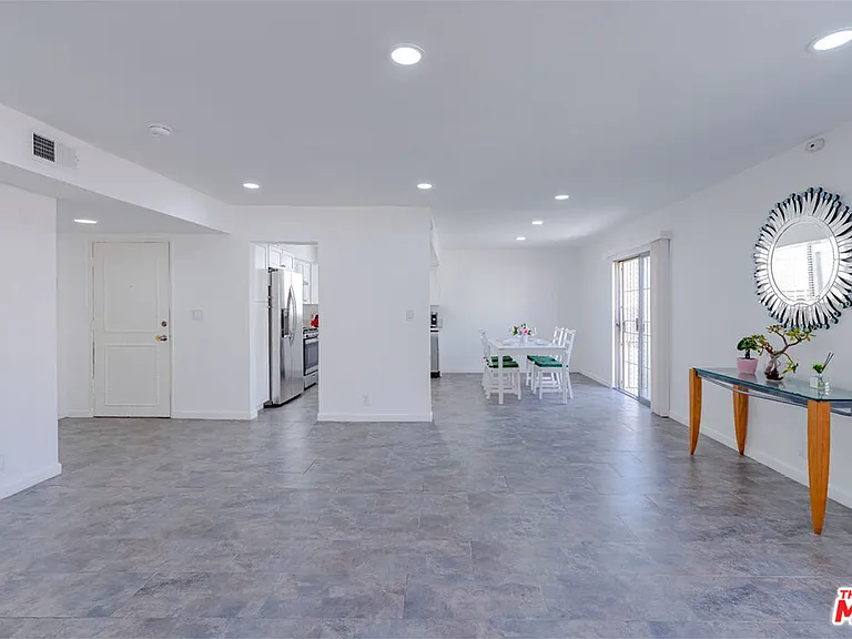 1017 S Bedford St #2 — Photo 9