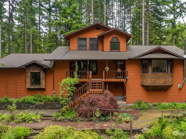 5220 SW Royal Spruce Drive, Port Orchard, WA 98367
