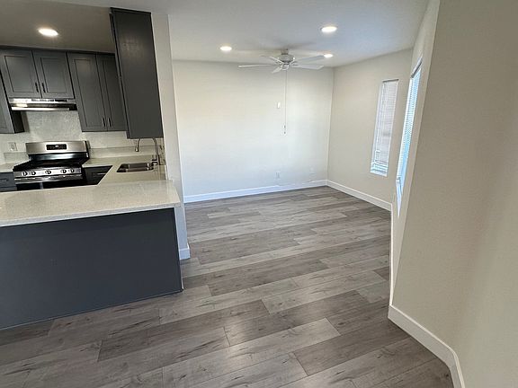 3rd image of 10441 McVine Ave #1