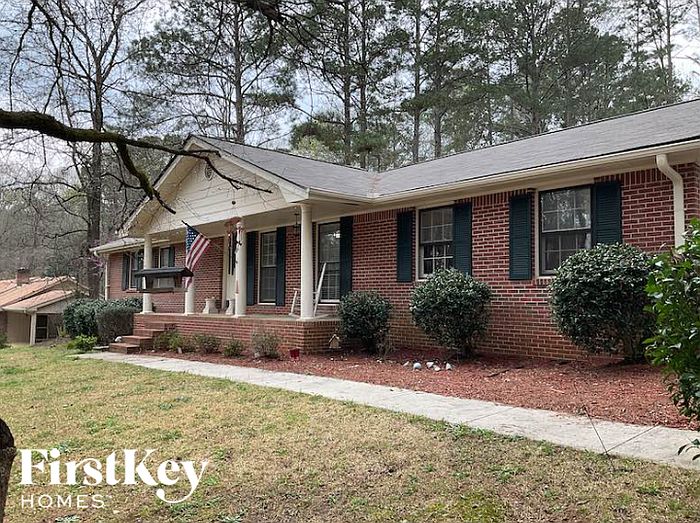2nd image of 81 Fair Oaks Dr SE