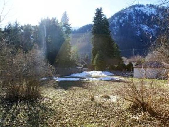 Lot Facing Southwest