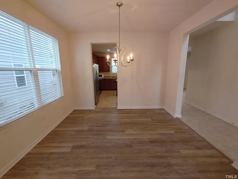 115 Glenview Ln — Photo 11