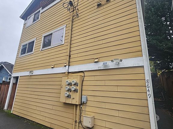 2nd image of 8649A Delridge Way SW