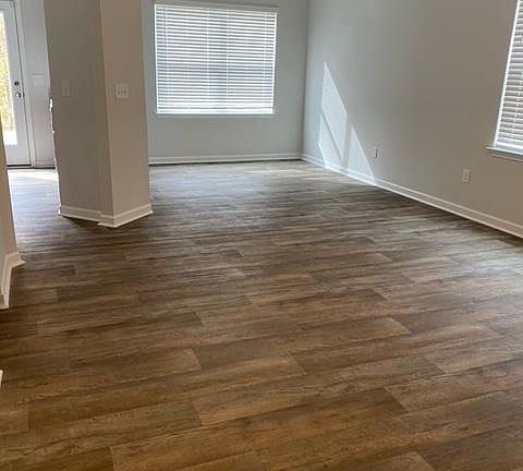 3rd image of 3726 Nathans Way