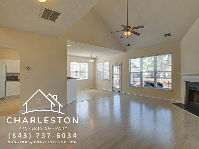 533 Tribeca Dr — Photo 4