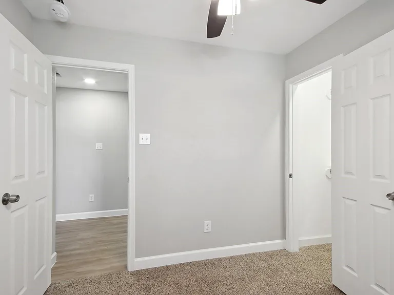 1127 Cascade Creek Dr — Photo 26