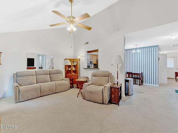 3rd image of 1932 Baychase Way