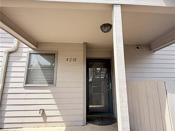4th image of 4210 Stillwater Dr