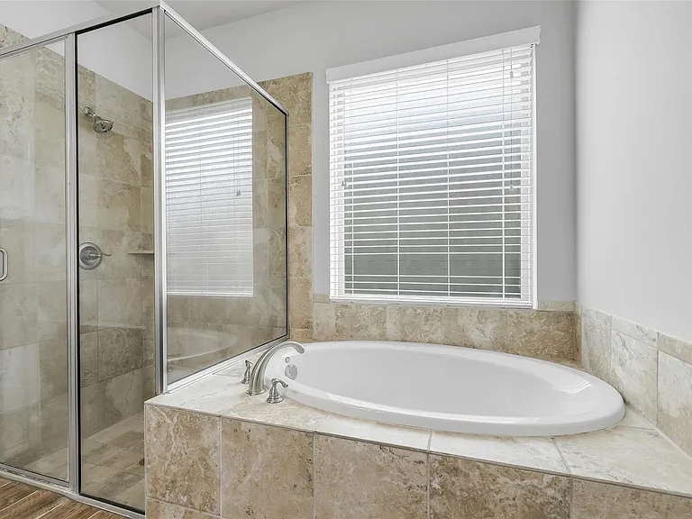 218 Kinnerly Peak Pl — Photo 21