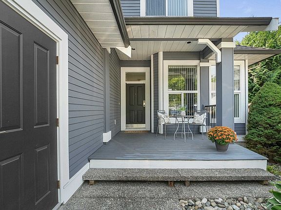 3rd image of 19624 69a Ave