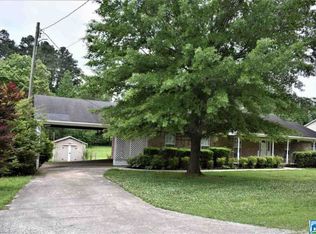 110 Lakeshore Cir, Warrior, AL 35180