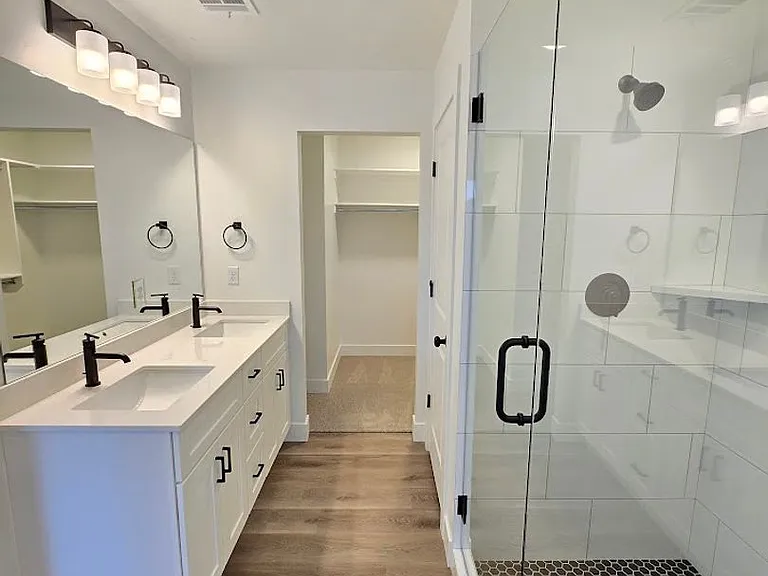 915 W Boxthorn Dr — Photo 18