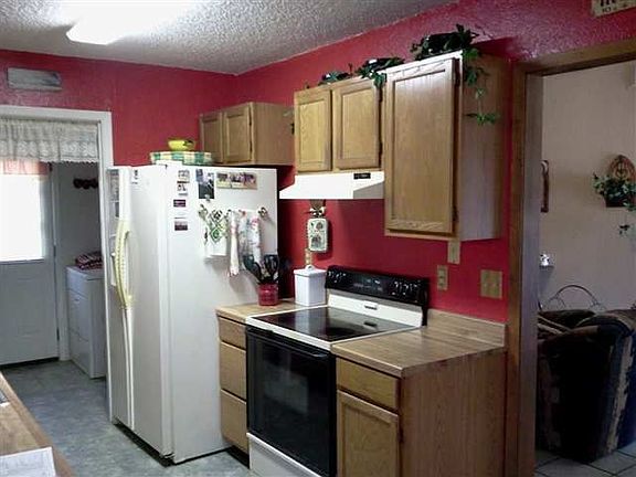 5th image of 4309 Cottonwood Dr