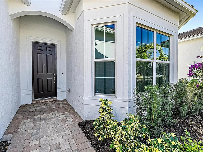 9775 SW Meridian Way — Photo 1