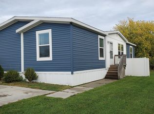 1024 Pebble Creek Dr, Mount Pleasant, MI 48858