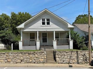 118 E Walnut St, Independence, MO 64050
