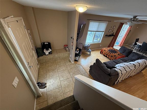 3rd image of UNIT 4-1795 Clark AVENUE